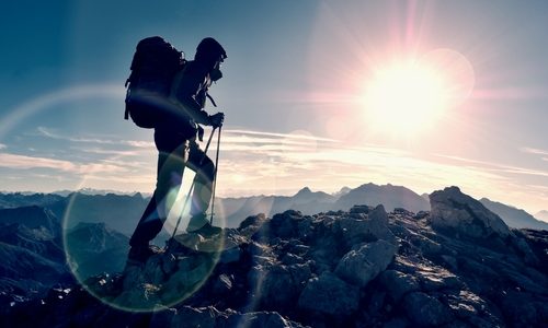 マウンテンハードウェアおすすめアイテム14選｜本格登山からタウンユースまで評判のリュックやアウターなどを紹介